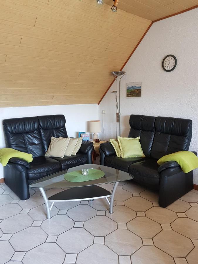 Ferienwohnung Weingut Sanders & Sanders Osann-Monzel Esterno foto