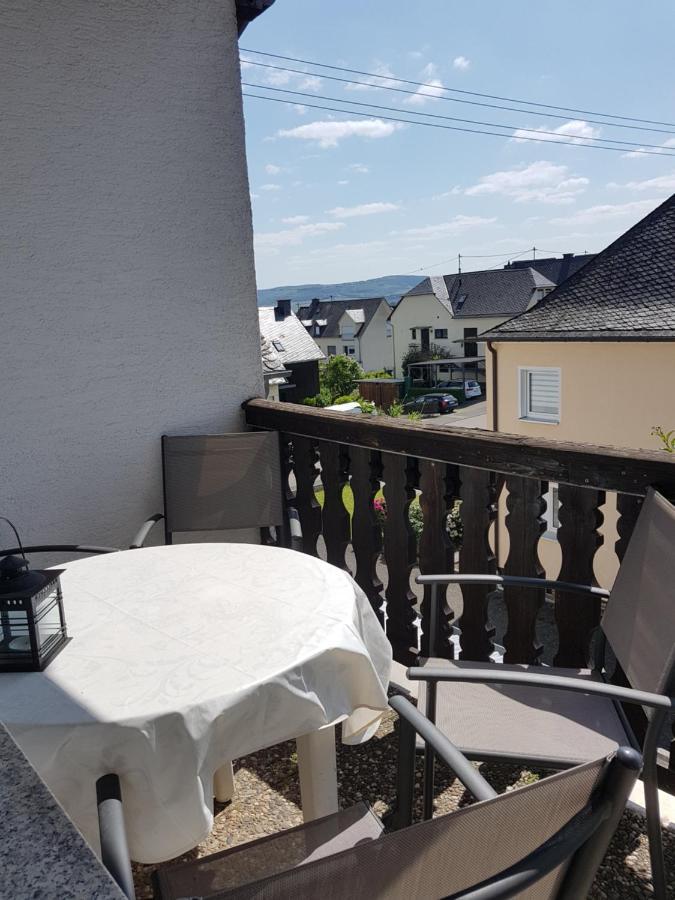 Ferienwohnung Weingut Sanders & Sanders Osann-Monzel Esterno foto