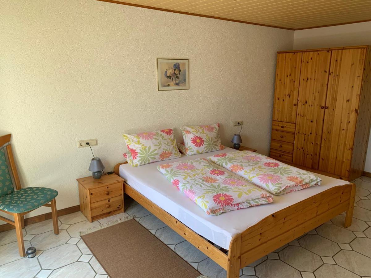Ferienwohnung Weingut Sanders & Sanders Osann-Monzel Esterno foto