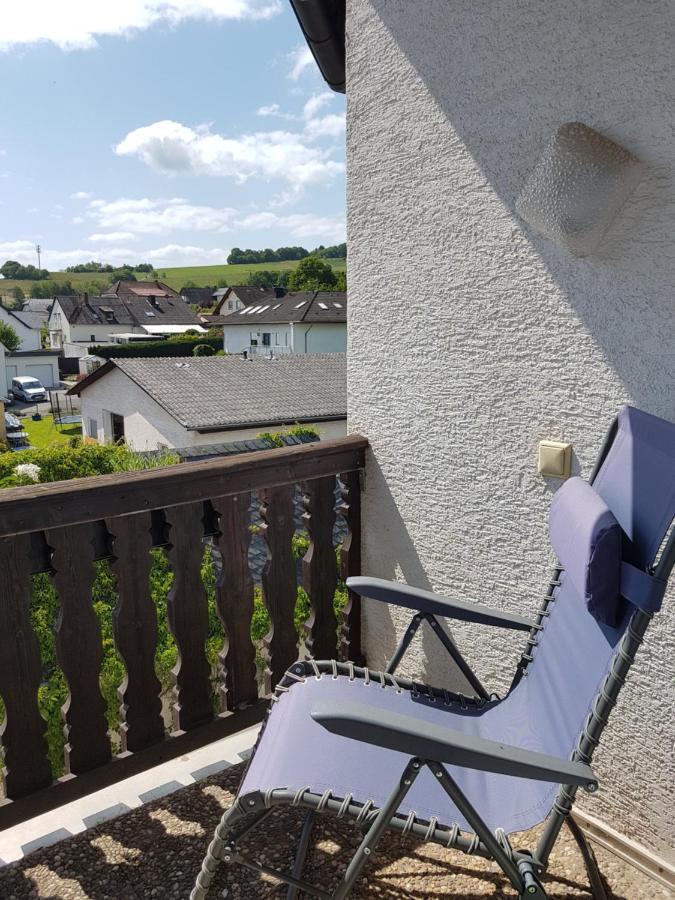 Ferienwohnung Weingut Sanders & Sanders Osann-Monzel Esterno foto